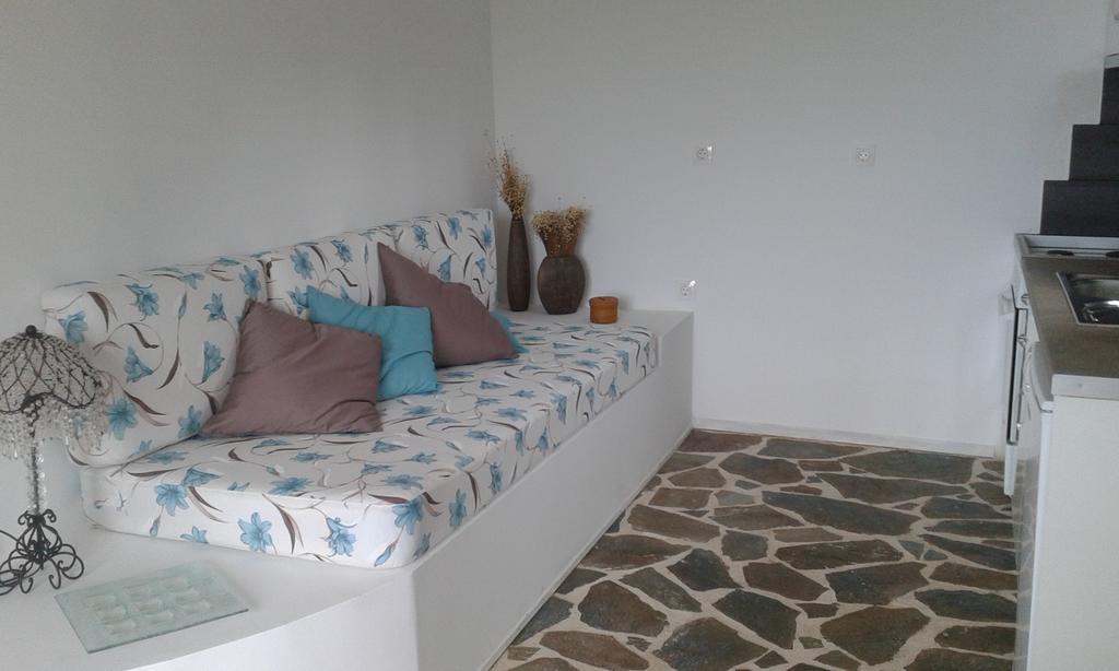 Erifili Homes Agioi Apostoloi  Buitenkant foto