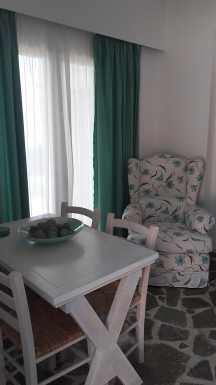 Erifili Homes Agioi Apostoloi  Buitenkant foto